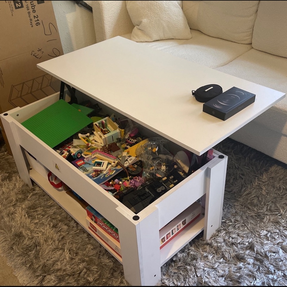 Contemporary Retractable Coffee Table